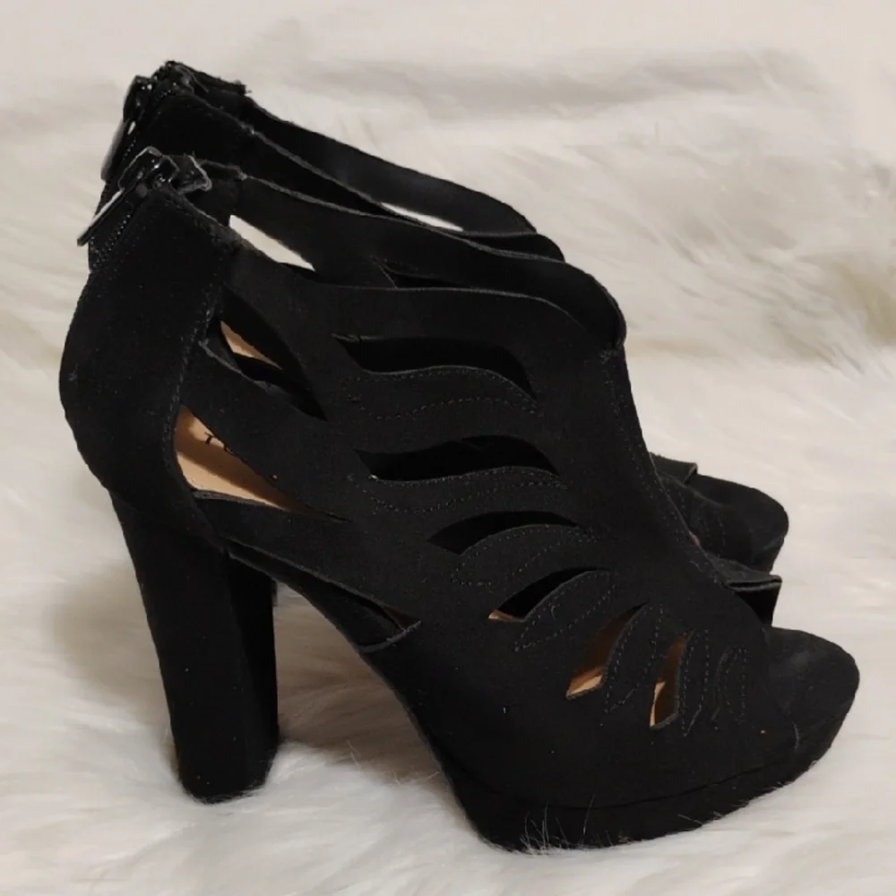 Torrid Black Cage Open Toe Chunky Heel Sandal Booties Worn 1X #46 - Picture 3 of 9